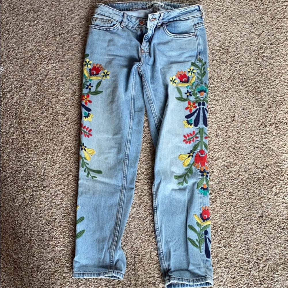 Womens Zara embroidered denim